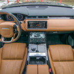 range-rover-front-dashboard-view